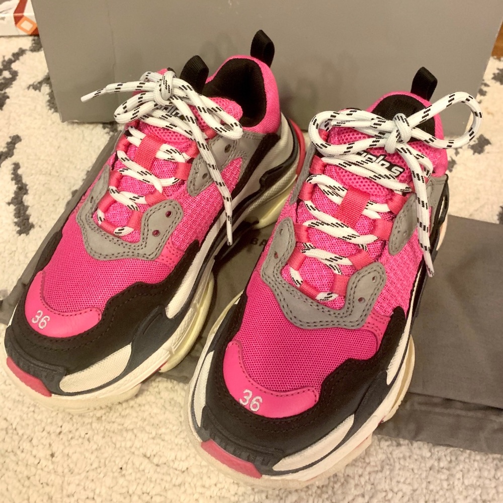 Balenciaga Triple S Pink in sz 36